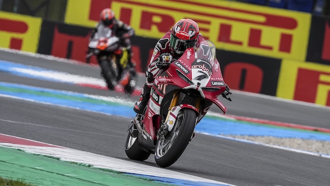 WorldSBK Assen: Ο Nicolo Bulega ισοφάρισε το ρεκόρ με 13 σερί νίκες