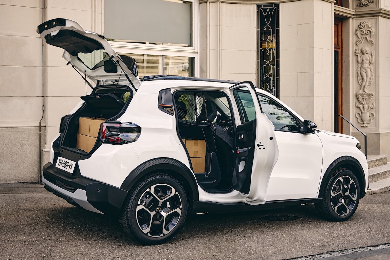 Citroën: Άνοδος 122,9% στα LCV το 2026 με αιχμή το νέο C3 VAN