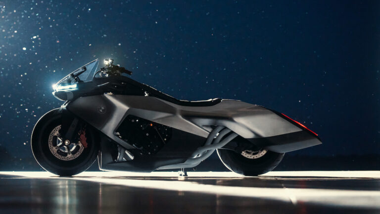 Η BMW Motorrad αποκάλυψε τη concept μοτοσικλέτα Vision K18 στο Concorso d’Eleganza Villa d’Este