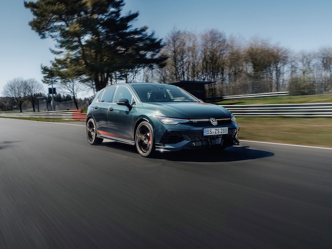 Golf GTI EDITION 50: 325 ίπποι και ιστορικό ρεκόρ στο Nürburgring για τη Volkswagen