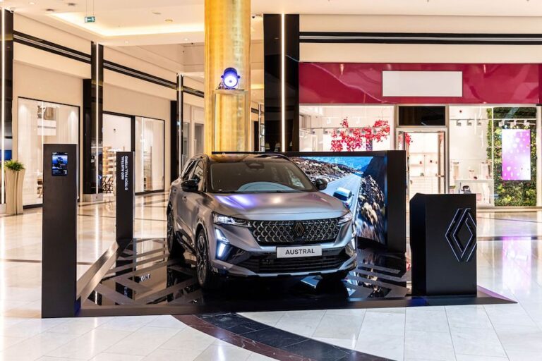 Το Renault Austral κάνει στάση στο Golden Hall μέχρι τα μέσα Ιουλίου