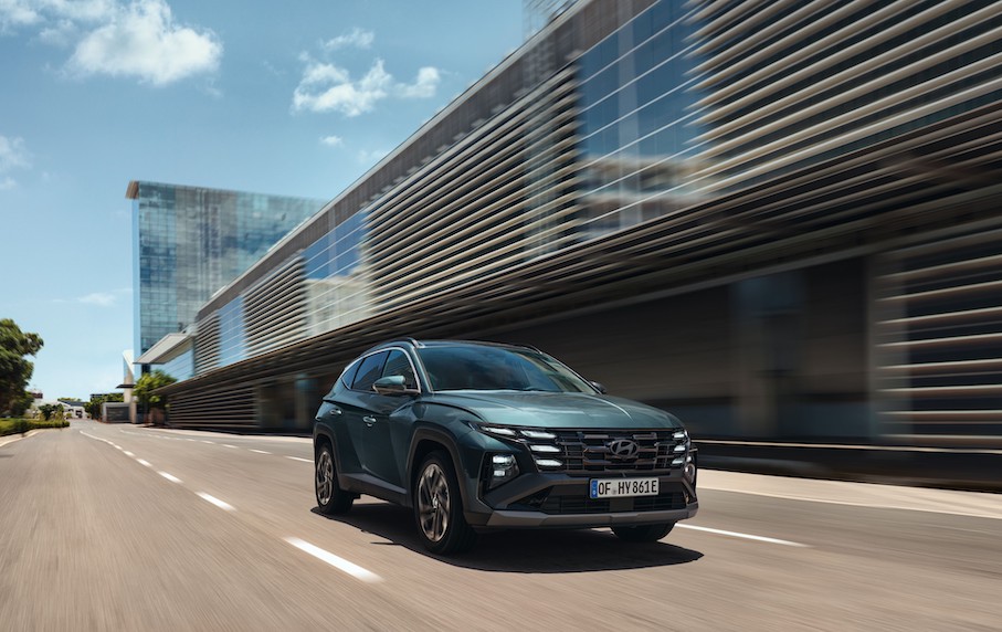 Το Hyundai Tucson Hybrid ξεχώρισε ξανά στη μεγαλύτερη αμερικανική αξιολόγηση παιδικών καθισμάτων