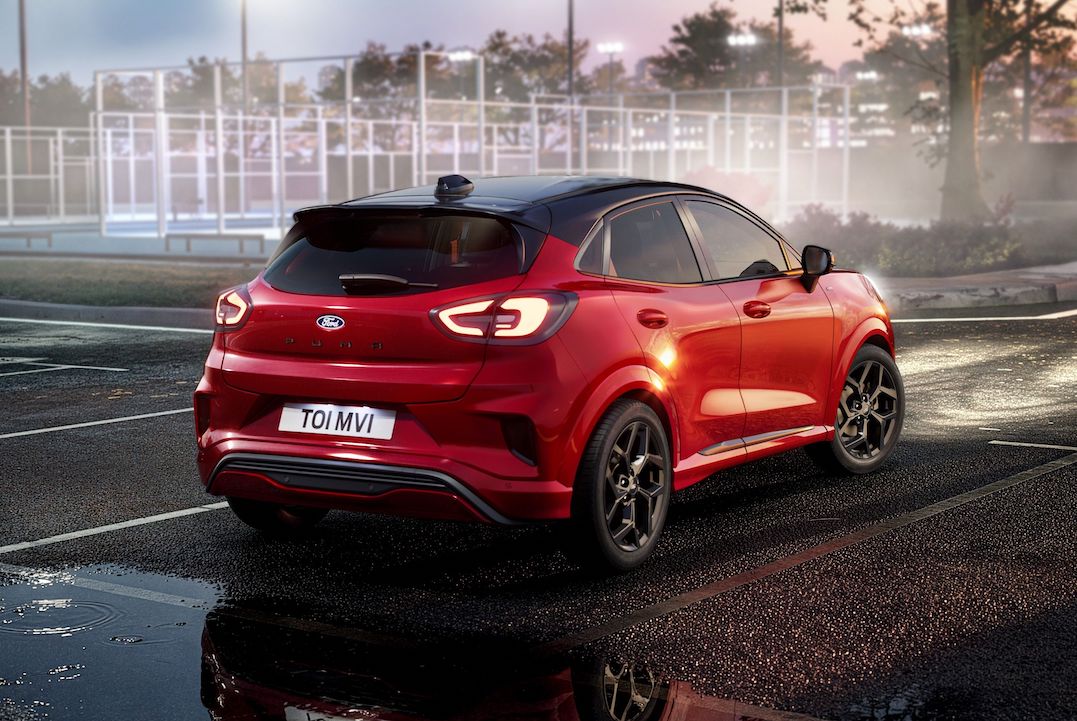 Ford Puma: Οι νέες Black Edition φέρνουν περισσότερο στιλ και σπορ χαρακτήρα