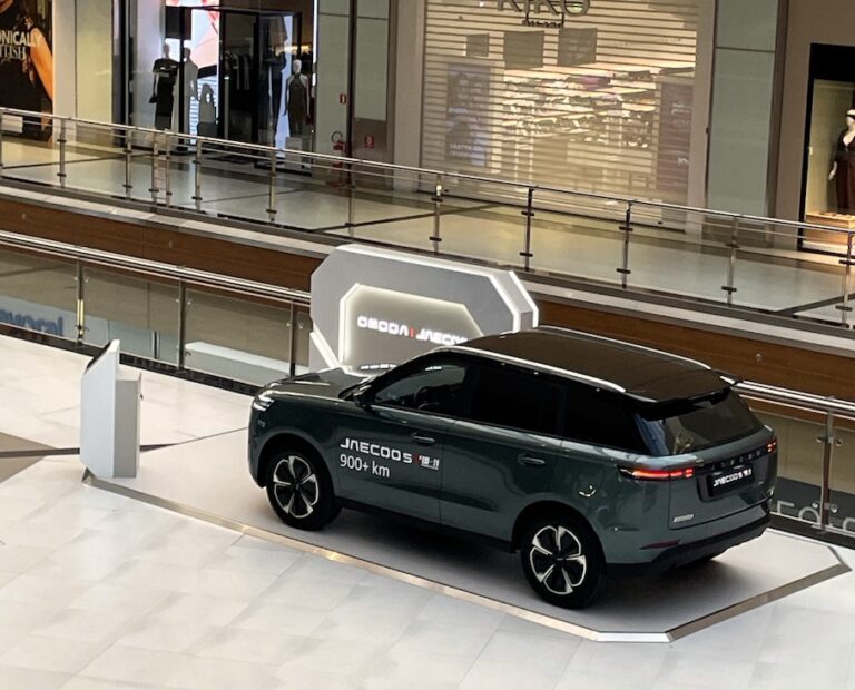 JAECOO 5 SHS-H: Το νέο υβριδικό SUV στο The Mall Athens