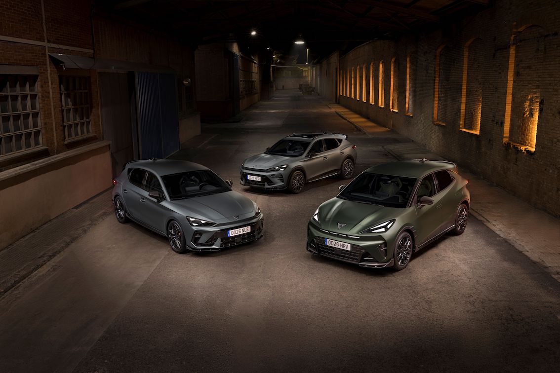 CUPRA στο Σαλόνι Αυτοκινήτου του Παρισιού: Νέο Raval by ABT και Formula E GEN4