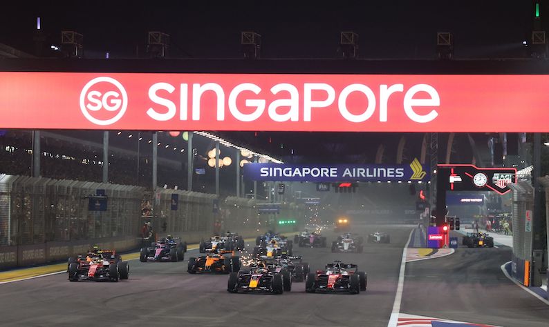 Formula 1: Πρώτη νίκη Φερστάπεν στη Σιγκαπούρη, 73η στην καριέρα του